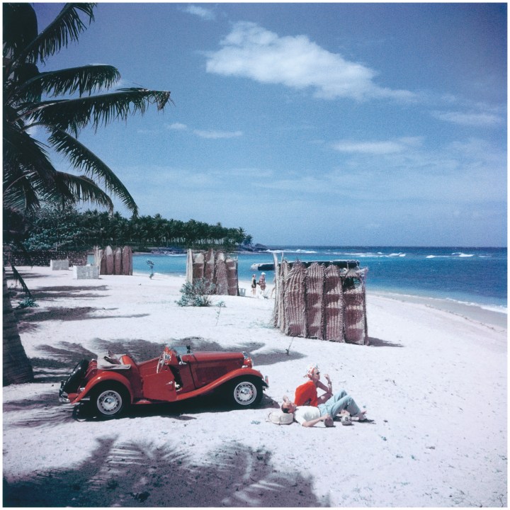 john rawlingsfashion-photographer-john-rawlings-on-the-beach-at-montego-bay-jamaica